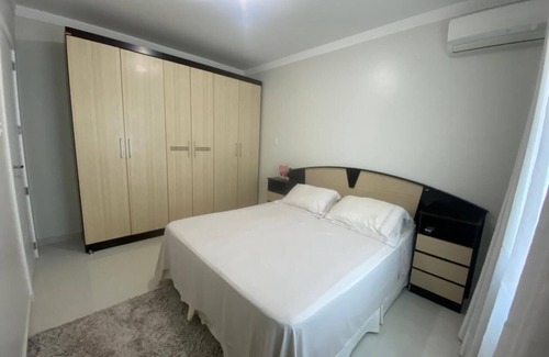 Morrinhos House | BOMBINHAS HOUSE