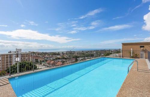 Bondi Apartment | 'Bondi Fairview' Coastal Panorama with Balcony