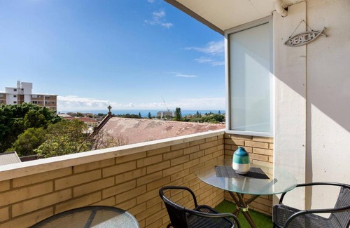 Bondi Apartment | 'Bondi Fairview' Coastal Panorama with Balcony