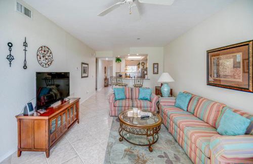 Bonita Springs Apartment | Bonita Springs Condo with Community Pool Access!
