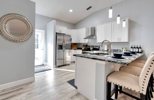 Bonita Springs Villa | Bonita Springs Tropical Oasis! Large Groups!