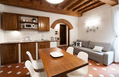 Sant' Ambrogio Apartment | Borgo Pinti Apartment