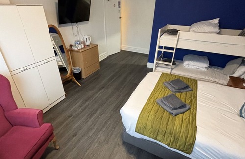 Boscombe Bed & Breakfast | Boscombe Spa Hotel