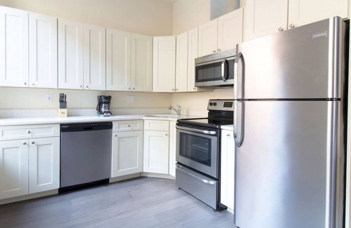 Boston Financial District Apartment | Boston Fidi Studio Laundry in Building Fast Wifi