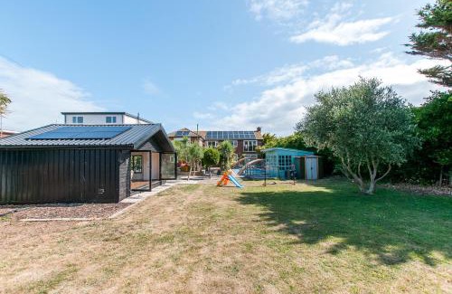 Kingsgate House | Botany Bay Beach House - Stunning Sea Views
