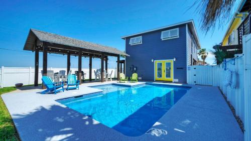 Leeward Sands House | Boujee Pelican by AvantStay PoolGame RoomViews