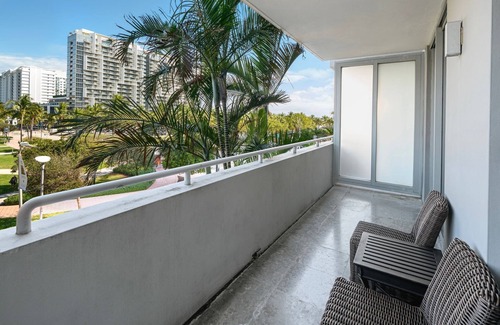 City Center Condo | BOULAN HOTEL MIAMI BEACH BY IMD MIAMI VACATION RENTALS 1BR/1BA UNIT