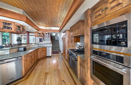 Boulder Ridge House | Boulder Ridge Lodge: Huge Ski-In Home, Sleeps 16