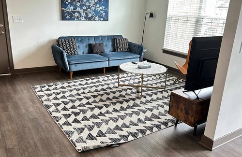 Middletown Apartment | Boulevard Stays Contemporary 1BR Apartment Pool, Gym, Free Parking