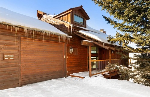 Spring Creek Ranch House | Boundary JH: Mountain Vista Luxury Townhome