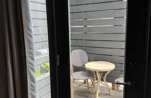 East Market District Apartment | Bourbon Retreat in Nulu