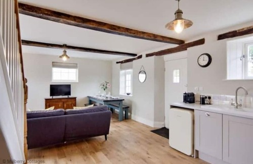 Twyford Cottage | Boutique 5 Bedroom(Sleep 12) Cottage Nr Winchester