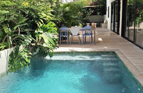 Curacao Apartment | Boutique apartment with PRIVATE POOL, near Jan Thiel & Mambo beach, 2 bedrooms & gated community