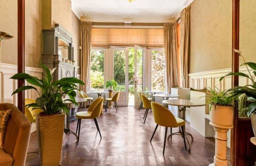 Zurenborg Apartment | Boutique Baron Osy Suite Four Garden