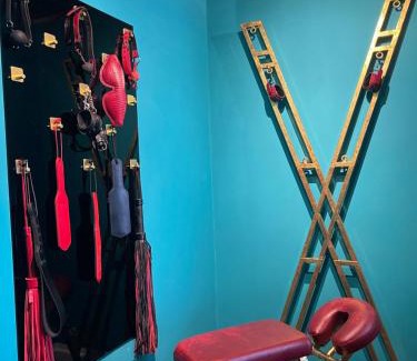 Brighton Apartment | Boutique Dungeon