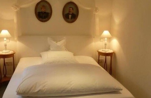 Fishermen's Quarter Hotel | Boutique Hotel am Rathaus - Reblaus