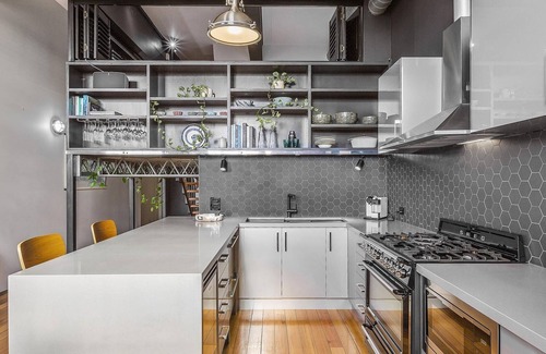Fitzroy Apartment | BOUTIQUE STAYS - Loft on Rose