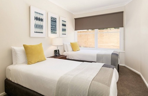 Sandringham House | BOUTIQUE STAYS - Sandy Breeze 1