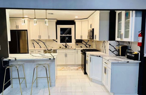 Weequahic House | Boutique Suites in Newark NJ ; meticulously decorated