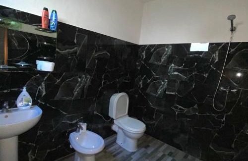Tirana House | Bovilla Canyon1