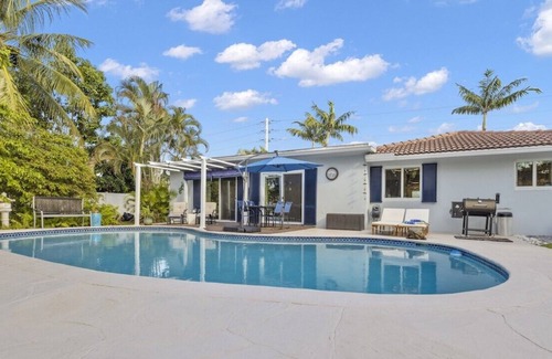 Lake Ida Shores House | Boynton Bouy - 2 bed pool home with private dock