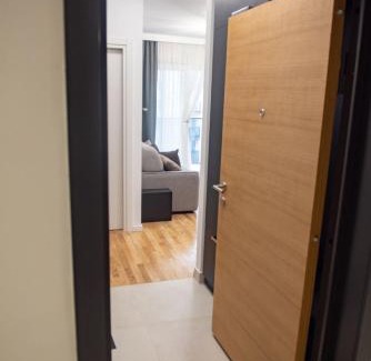 Bistrica Apartment | Bozur/peony