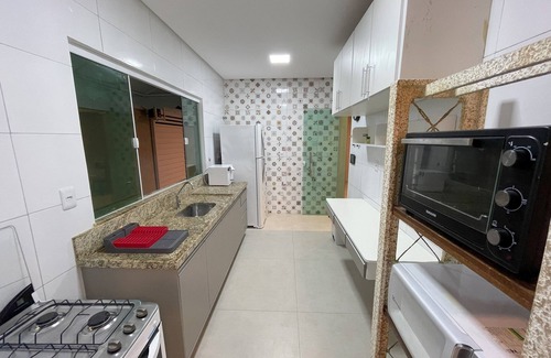 Vilas do Atlantico House | House in Vilas do Atlântico with 2 suites and 70 m from the beach