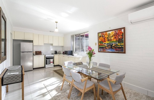 Braddon Apartment | BRADDON TRANQUILITY AND PRIVACY