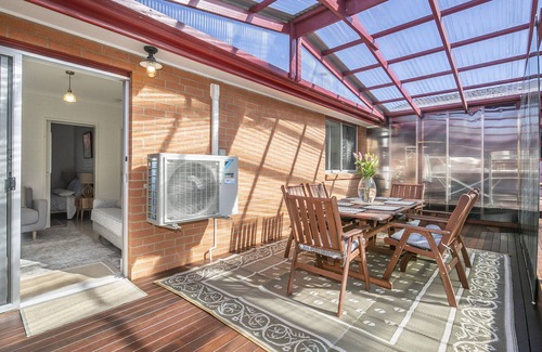 Braddon Apartment | BRADDON TRANQUILITY AND PRIVACY