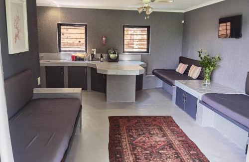 Hartbeespoort Apartment | Brae Allen