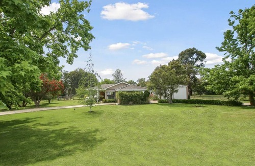 Mansfield House | Braemore - Mansfield "With Pool"