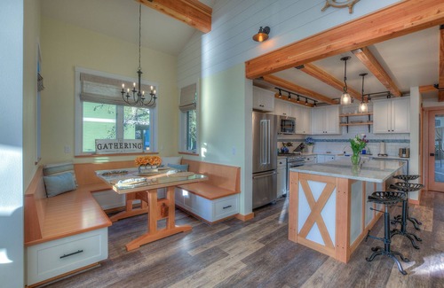 Eastsound Cottage | Bramble Seaview Cottage (Entire Property) with Sparkly Water View in Eastsound