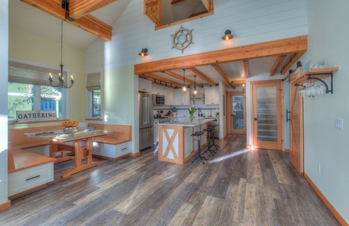 Eastsound Cottage | Bramble Seaview Cottage (Entire Property) with Sparkly Water View in Eastsound