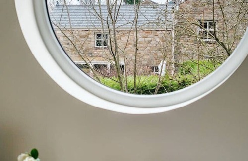Whalley House | Bramley Brook Cottage 5 star Luxury