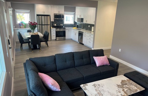 Glendale House | Brand New 3-bedroom house with AC, WiFi in fabulous Glendale