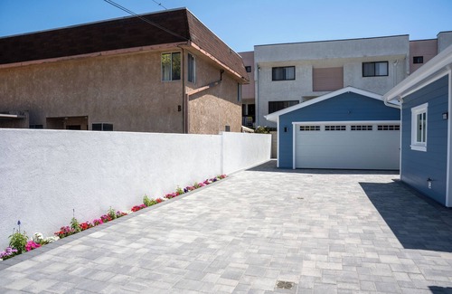 Glendale House | Brand New 3-bedroom house with AC, WiFi in fabulous Glendale