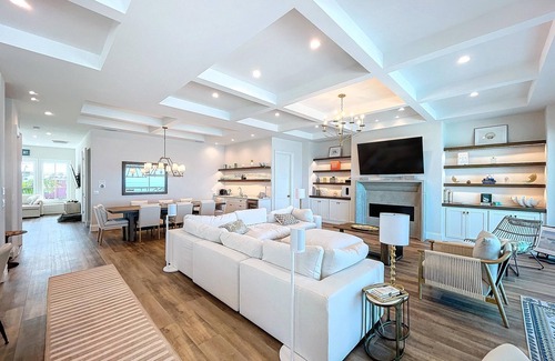 Sunset Beach House | Brand New 5 BR Home on Sunset Beach with Pool