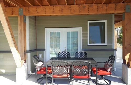 Britannia Beach Apartment | Brand New Apartment with Great Views