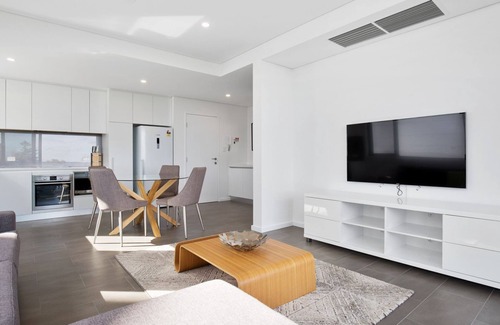 South Perth Apartment | Brand New Apartment South Perth Foreshore