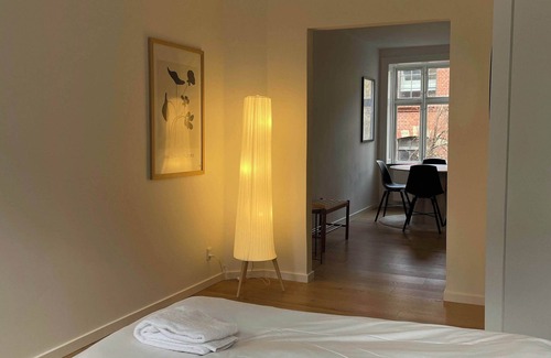 Norrebro Apartment | Brand New Apt By the Lakes