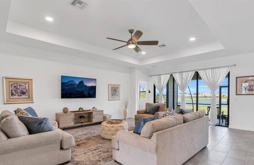 Gateway House | Brand new build 3 bed 3 bath in amazing resort