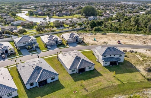 Gateway House | Brand new build 3 bed 3 bath in amazing resort
