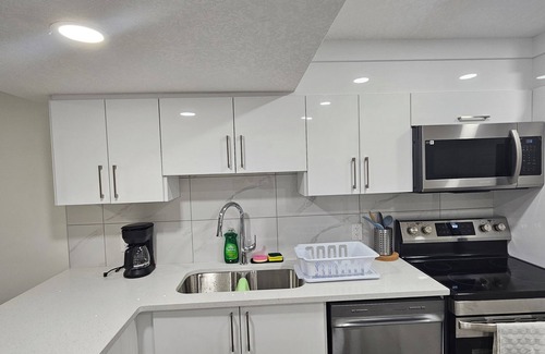 Southwest Edmonton Apartment | Brand new, cozy basement suite in serene SW Edmonton with free wifi and netflix