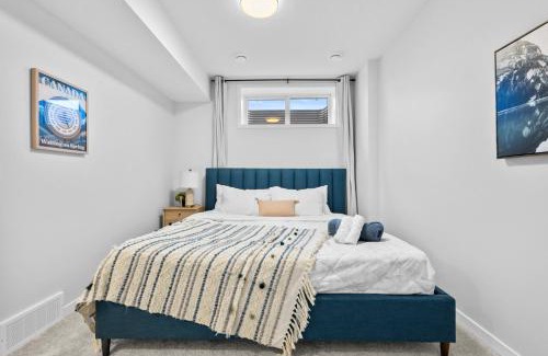Keith House | Brand New Cozy2BR Suite Nr Calgary DT Banff Sleep4
