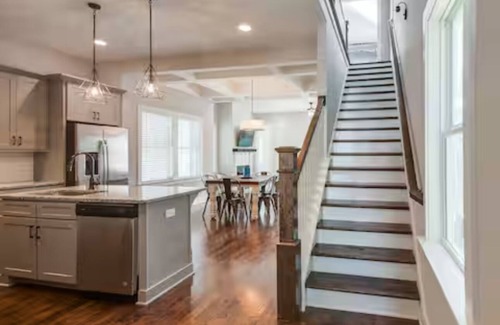 Urbandale Nations House | BRAND NEW, HIP NASHVILLE HOUSE! CLOSE TO DOWNTOWN!
