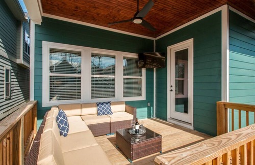 Urbandale Nations House | BRAND NEW, HIP NASHVILLE HOUSE! CLOSE TO DOWNTOWN!