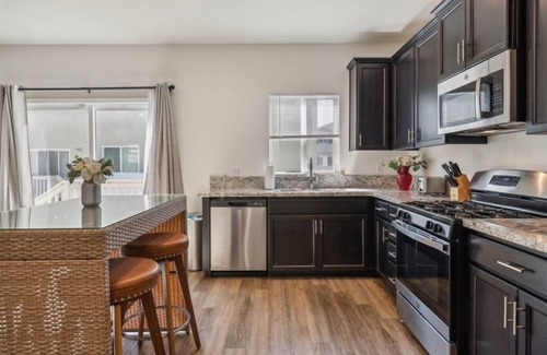 Stockton House | Brand new house, located of I-4, with easy access to the Valley and the Bay.
