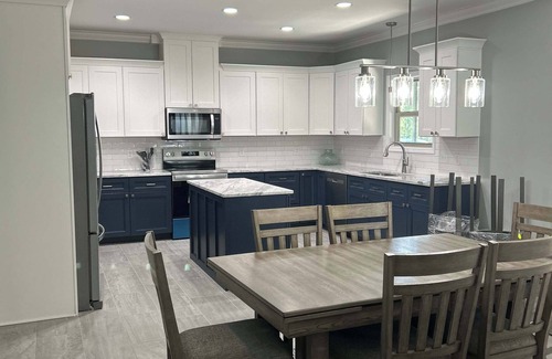 Catawba House | Brand New Luxurious 6BR Lake Norman Home w/Private Pool & Dock | Whispering Win