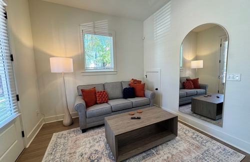 Auburn Cottage | Brand New! Luxury 2-Bedroom Cottage in Downtown Auburn!