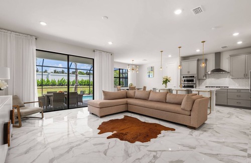 Naples House | Brand New Luxury 5 Bedroom 3 Bathroom with Pool in Naples FL